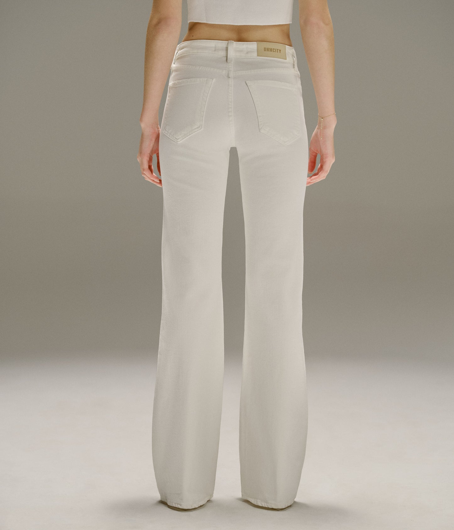 ESTELLE - BOOT CUT - BIG EMPTY